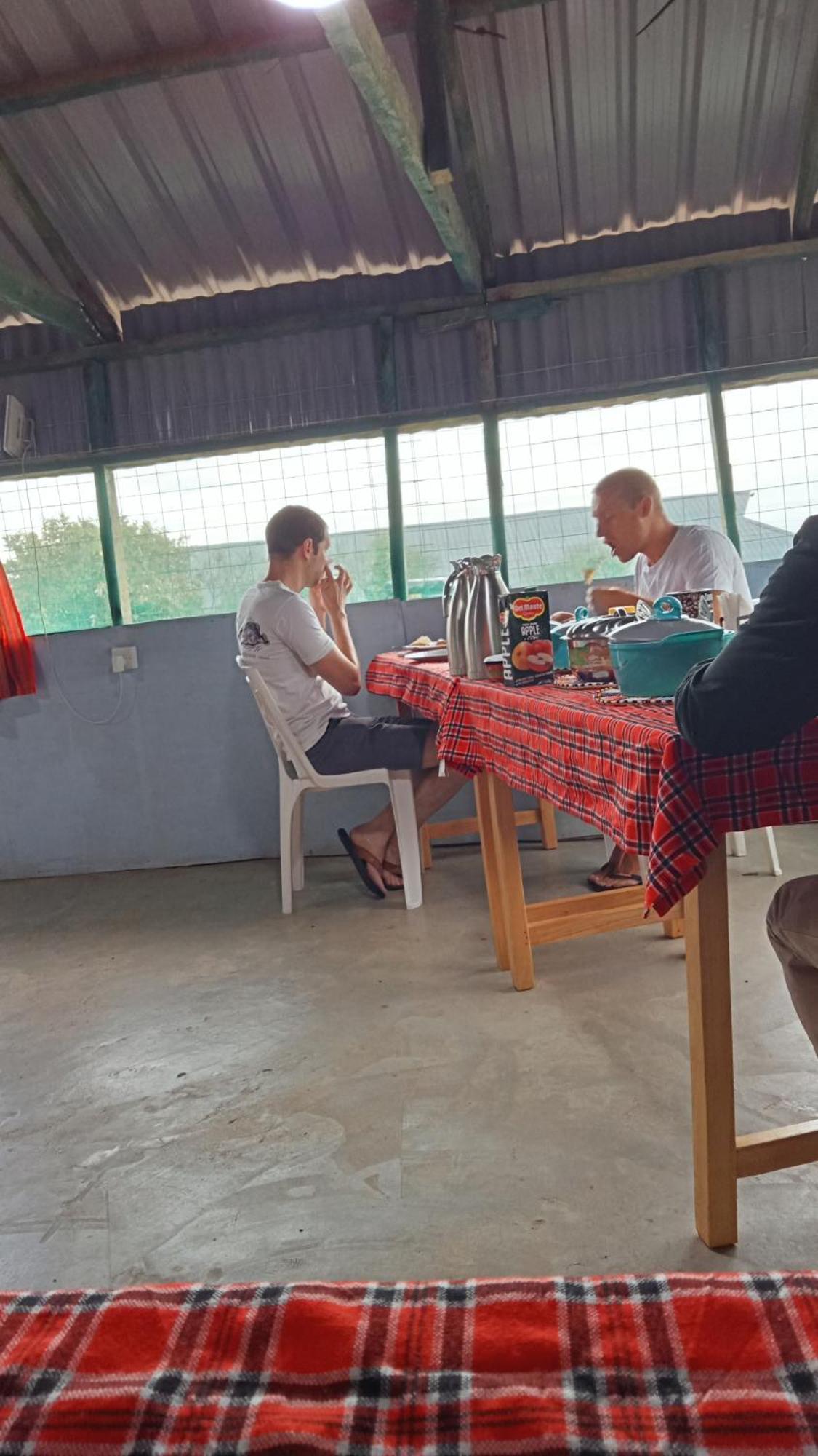Luluka Guest House Sekenani Bagian luar foto
